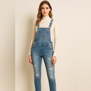 T&T Women’s Overalls-Blue Distressed Denim-Size 14-NWOT Heart Patch